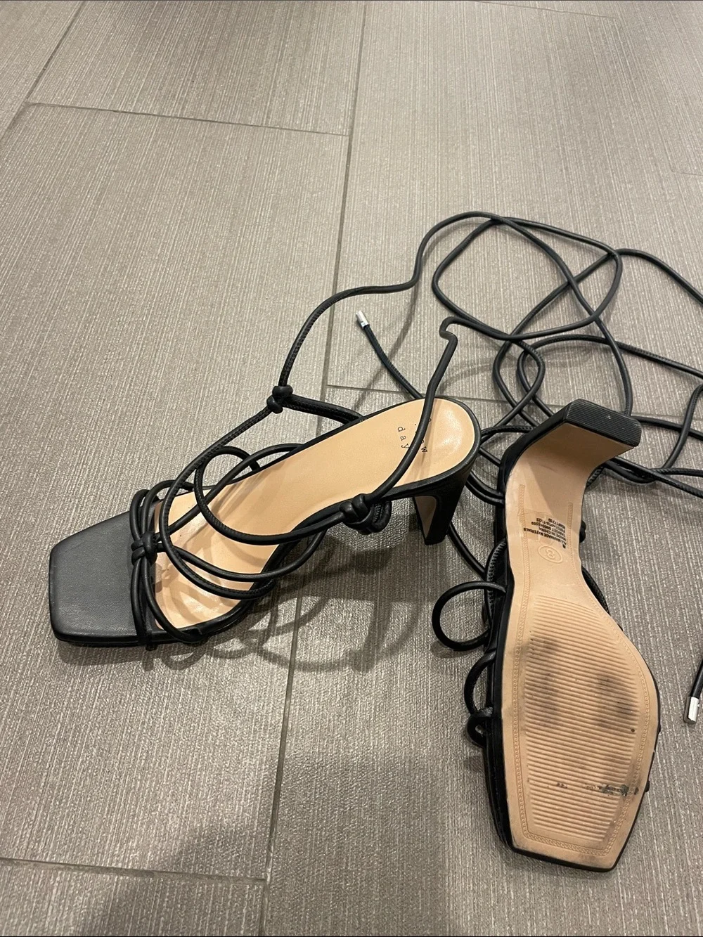 A new day strappy lace up black sandal heels summer sz8 soft comfy